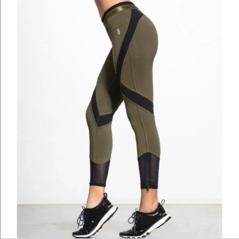 Free People • Movement Mesh Panel Zipper Ankle Army Green Leggings S